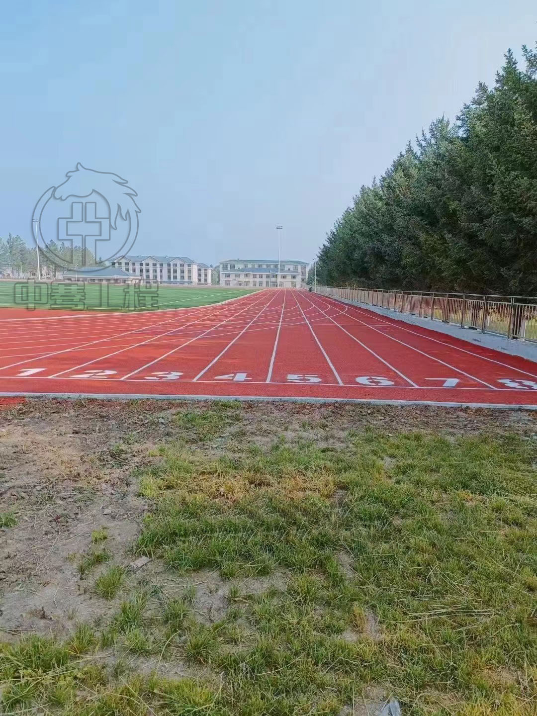 透氣型塑膠跑道